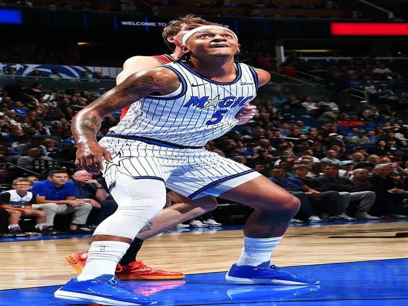 廷贝尔:不觉得埃泽上演帽子戏法是偶然,这家伙一直都很努力